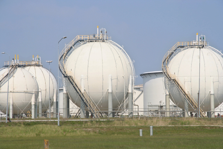 Higher amounts of gas in storage has begun nudging commodity prices lower. See how this is affecting GA gas provider plans.
